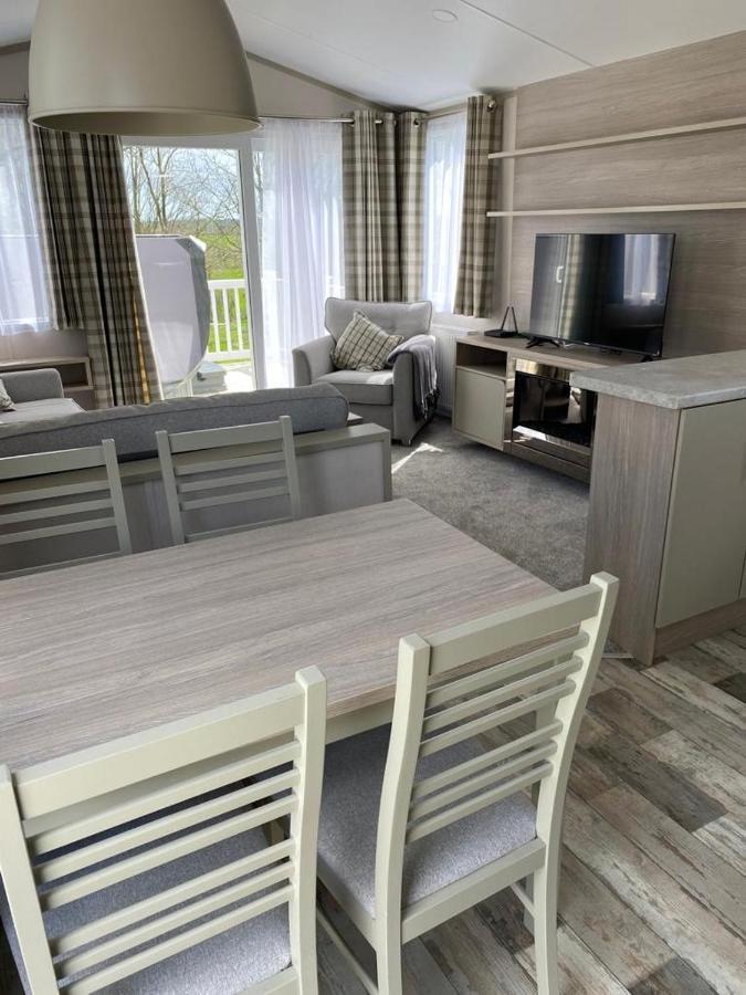 Luxury Holiday Home Sleeps 6 Pet Friendly Сент-Остелл Екстер'єр фото