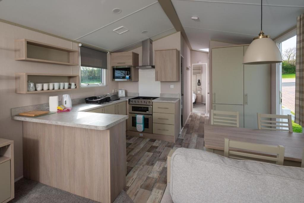 Luxury Holiday Home Sleeps 6 Pet Friendly Сент-Остелл Екстер'єр фото